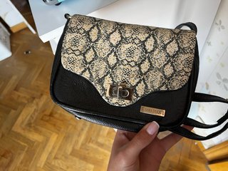 Bolso Sara Duque Estampado Serpiente