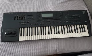 KORG I3 SINTETIZADOR ARRANGER INTERACTIVO