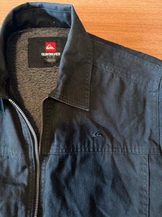 Cazadora Quiksilver Negra con Borreguito