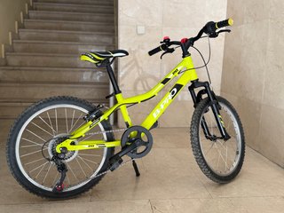 Bicicleta B-PRO 20 pulgadas