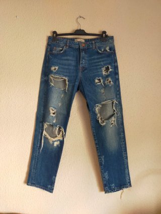 Pantalones Vaqueros Rotos Bershka