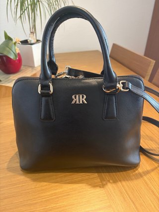 Bolso de mano negro