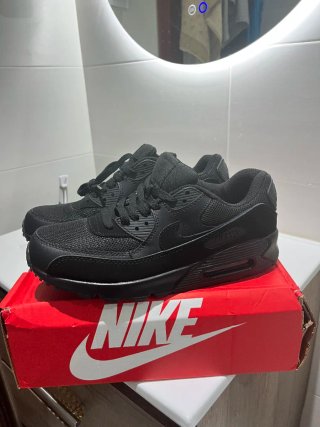 Nike Air Max 90 Negras