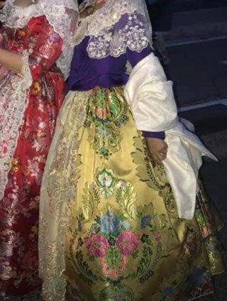 Fallera falda dorada