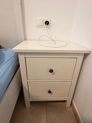 2 Mesitas de noche Hemnes blancas