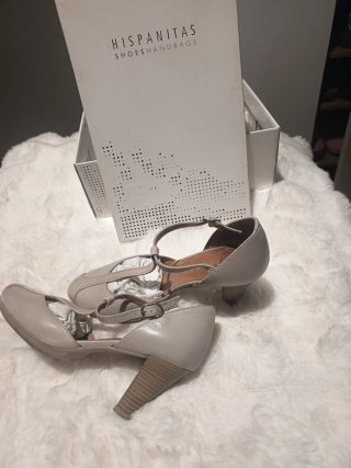 Zapatos Hispanitas Beige de piel