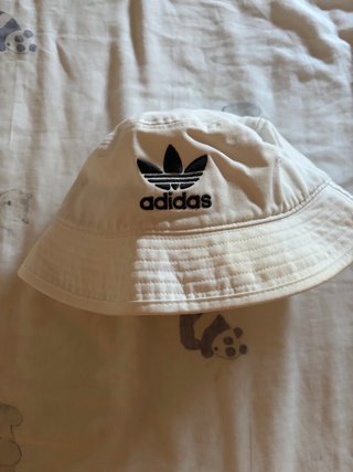 Gorro Bucket adidas Blanco, VERDADERO