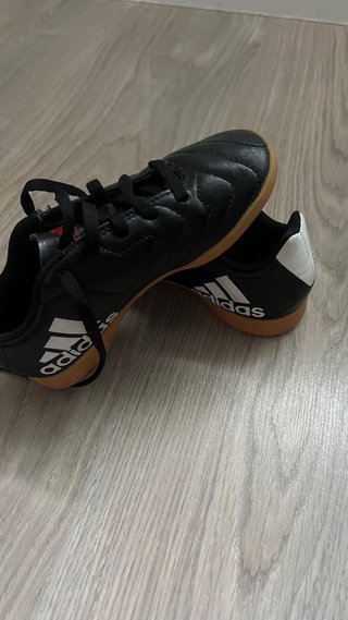 Zapatillas Futsal adidas niño talla 29