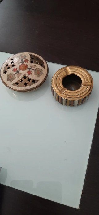 Caja de Metal. Regalo Cenicero