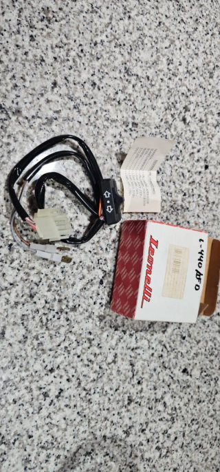 Llave de intermitentes Leonelli Derbi FD/FDS
