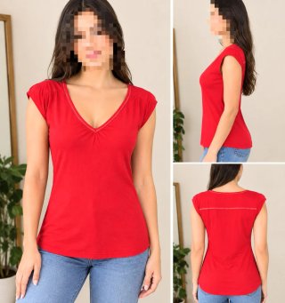 Blusa Roja de Manga Corta