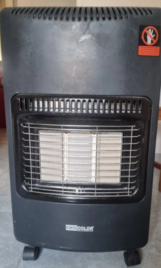 Estufa de gas Criscolor negra
