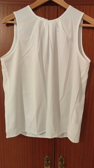 Camiseta sin mangas blanca