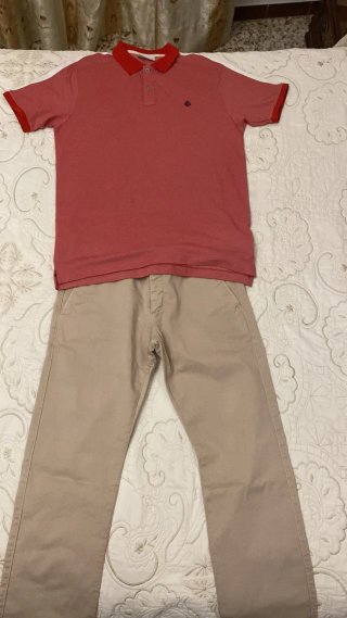 Pantalón Chino Beige y Polo a Juego