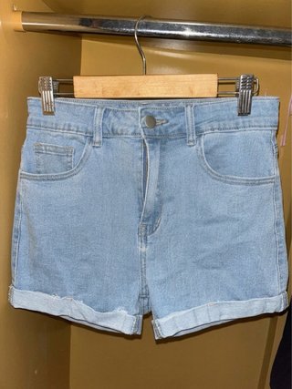 Pantalón vaquero corto azul