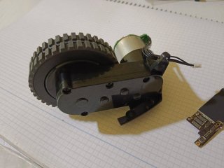 Motor de tracción para robot aspirador