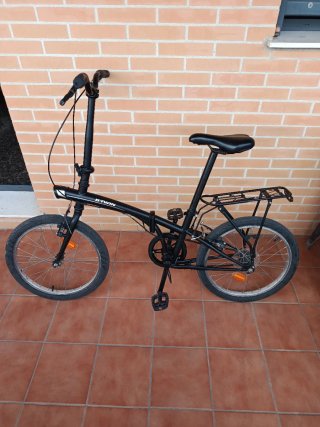 Bicicleta pieghevole Btwin nera