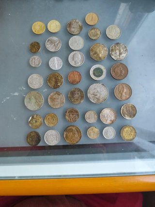Colección de 38 monedas variadas precio, según cua