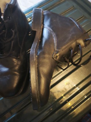 Botines Negros con Cordones