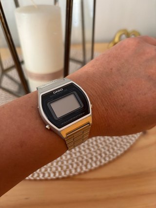 Reloj Digital Casio Plateado