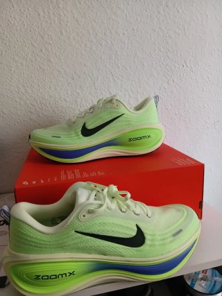 Nike Vomero plus 48.5
