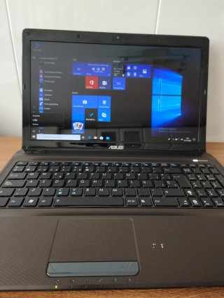 Ordenador portátil Asus