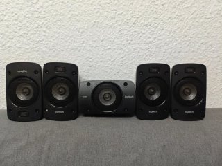 Altavoces Satelitales Logitech Z906