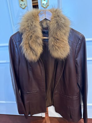 Cazadora Americana de Piel con Cuello de Pelo
