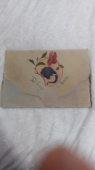 Carpeta Antigua de Dibujo Pintada a Mano Elefante