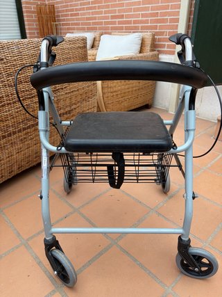 Andador para ancianos
