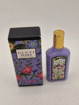 Miniatura Gucci Flora Gorgeous Magnolia