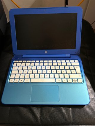 Ordenador Portátil HP Azul ( no se si funciona)