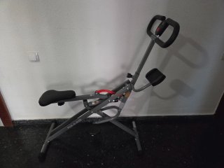 Máquina de Sentadillas y Remo Row-N-Ride