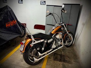 Harley Davidson Dyna Super Glide 105 Aniversario