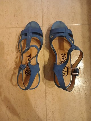 Sandalias de cuña azules Refresh