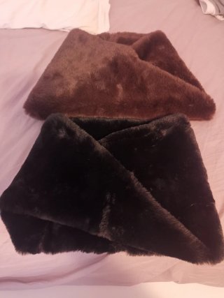 Set de 2 Cuellos de Pelo (Marrón y Negro)