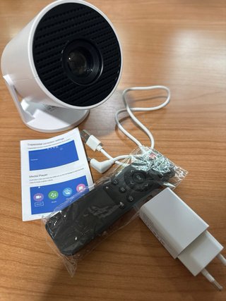 Mini Proyector Portátil LED HD