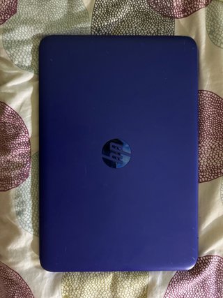 Ordenador Portátil HP Azul ( No se si funciona )