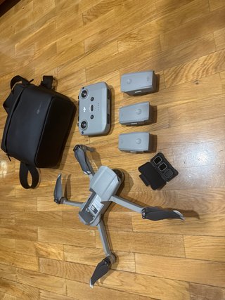 Dron DJI Mavic Air 2 Fly More Combo