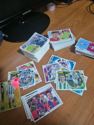 Lote de +350 Cromos Liga Este antiguos