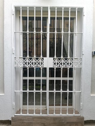 Reja, puerta de Hierro Forjado Blanca