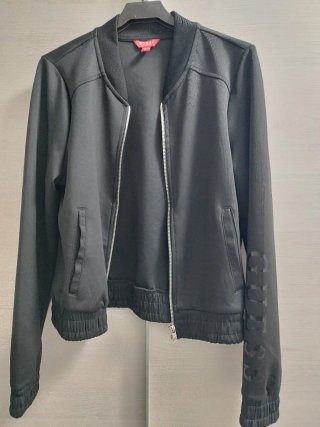 Chaqueta Guess Negra