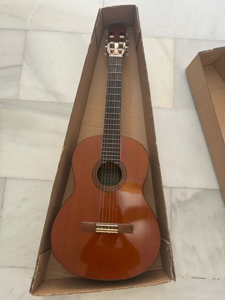 Guitarra Yamaha Española Cadete