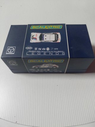 Scalextric Peugeot 205 T16 Legends