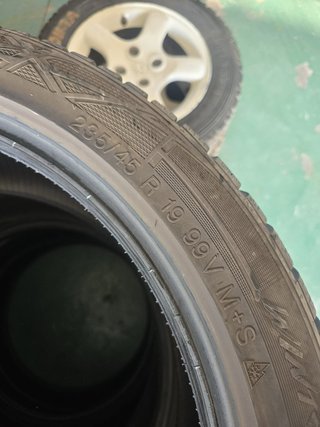 Neumáticos Vredestein Wintrac Pro 235/45 R19