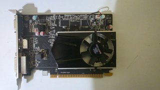 Tarjeta Gráfica AMD R7 240 2GB DDR3