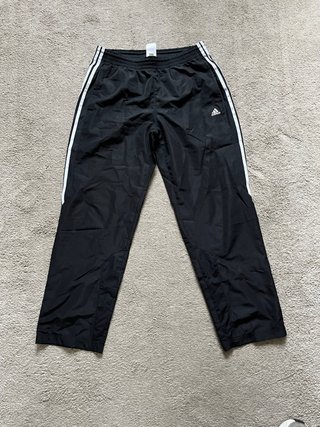 Pantalón deportivo Adidas negro