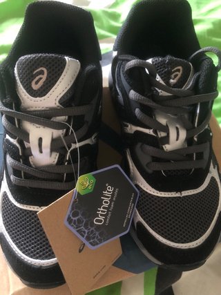 Zapatillas Asics Niño Talla 35
