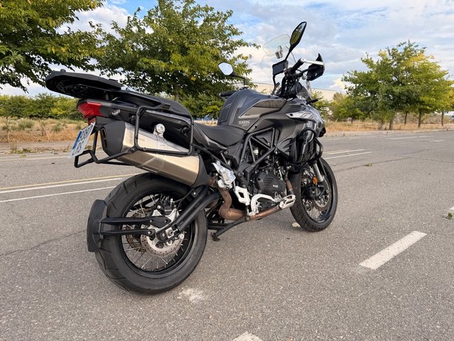 Benelli TRK 502x