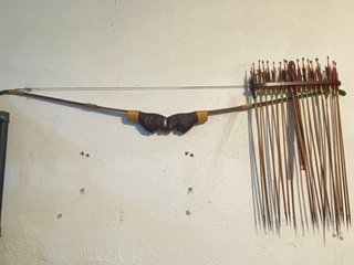 Arco Decorativo con Set de Flechas
